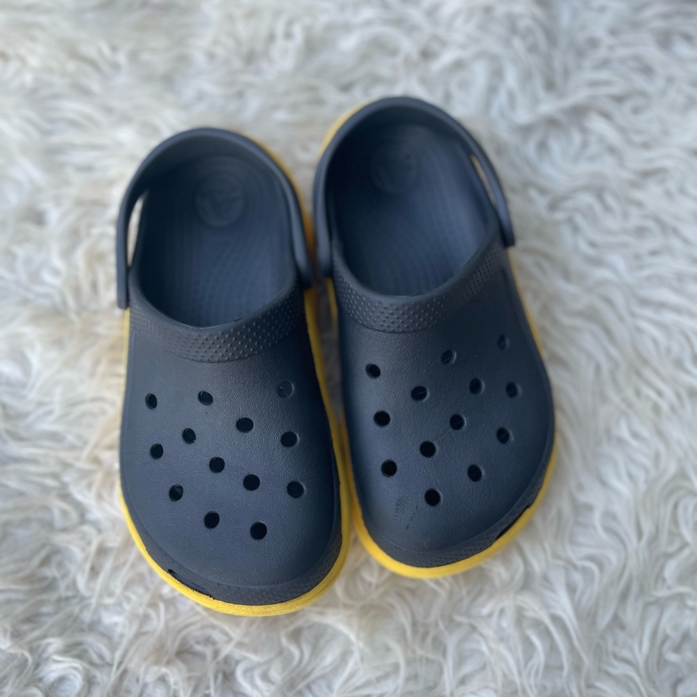 Crocs Duet Sport Clogs